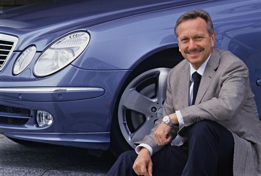  Mercedes-Benz E-Class 2002 года  (фото 161 из 448)